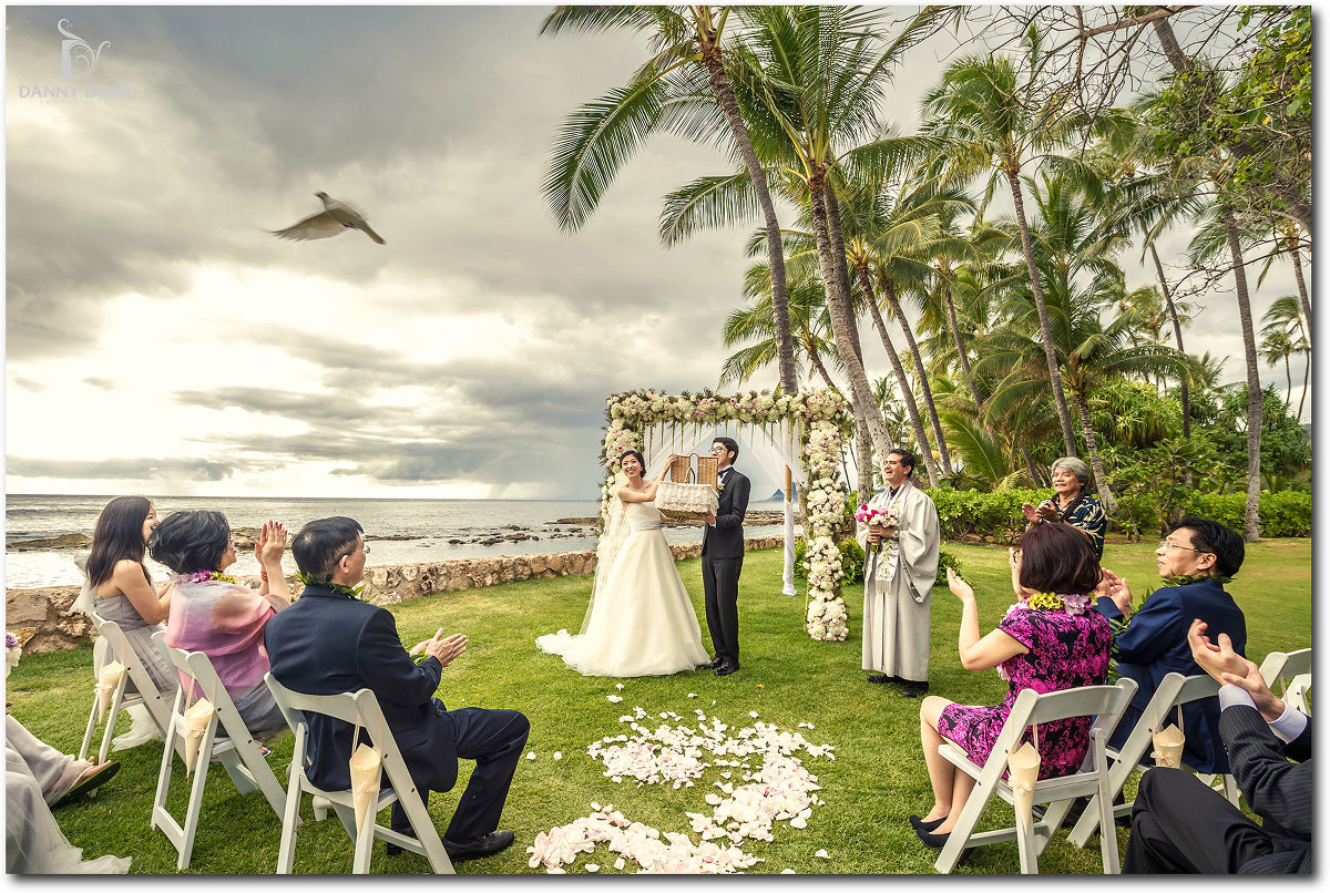 Hawaii Destination Wedding Zi Ze Lanikuhonua Oahu Hi Danny