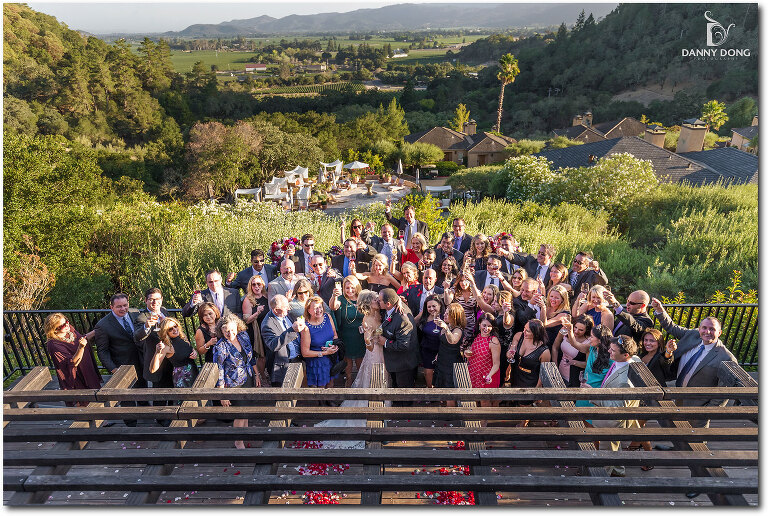 32-auberge-du-soleil-wedding-photography-group-photo