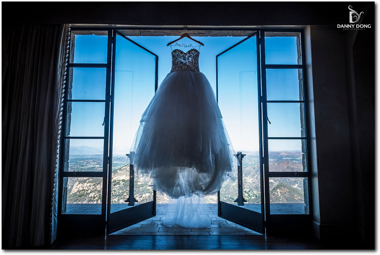 07-vera-wang-wedding-dress-photography