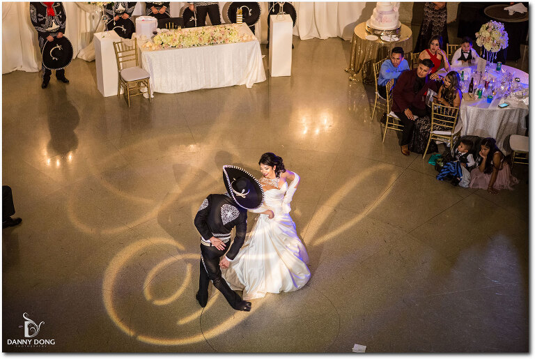 34-san-jose-city-hall-rotunda-wedding-photography