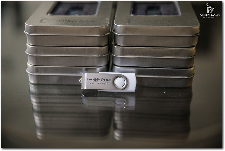 03-customized-usb-drive