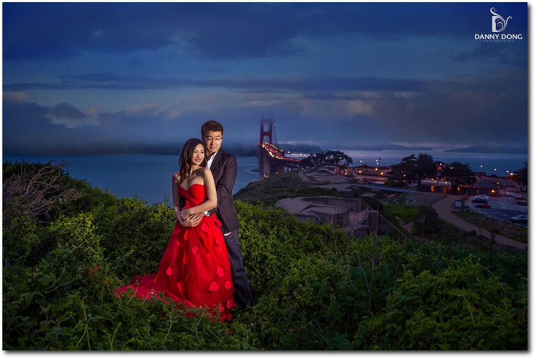 11-golden-gate-bridge-engagement-photography