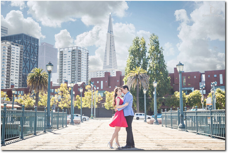 14-ferry-building-engagement-photography