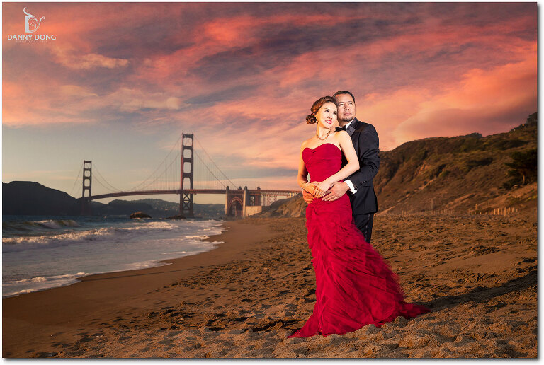 21-baker-beach-engagement-photography